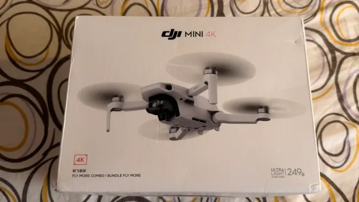 Drone Dji Mini 4K (FLY MORE) 