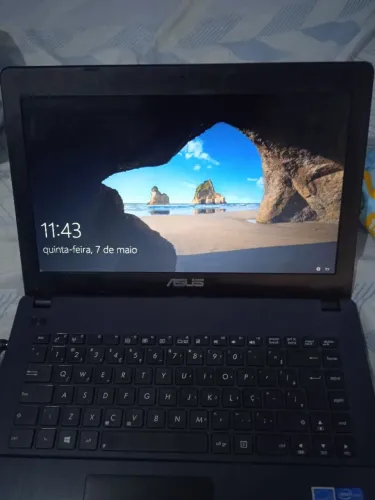 Vende-se notebook