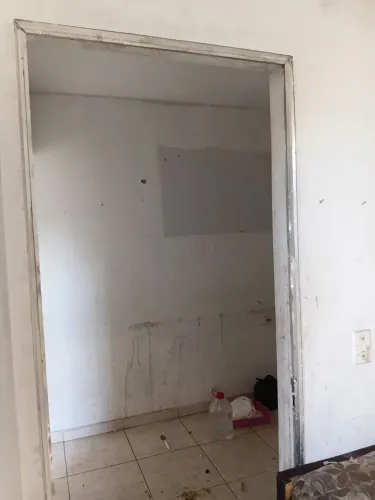 Vendo uma casa