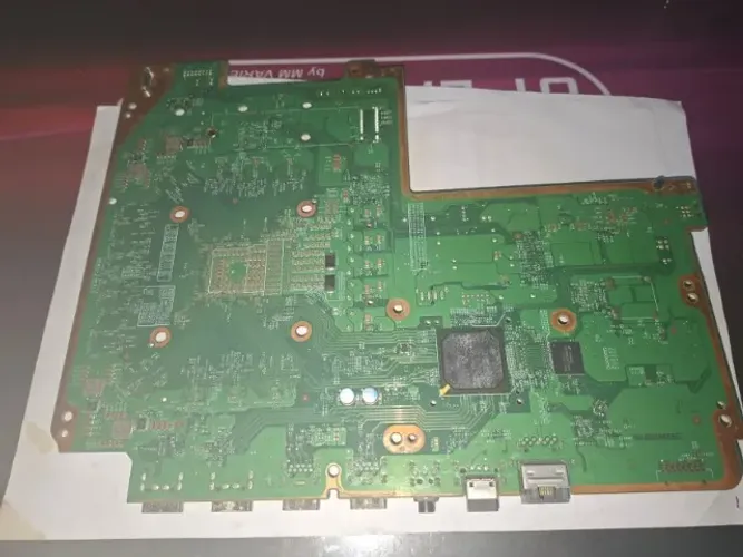 Placa Xbox one X com defeito