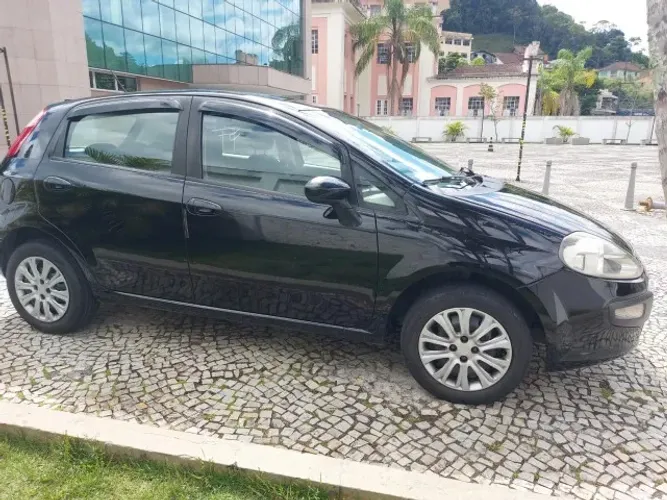 Fiat Punto Attractive 1.4 Fire Flex 8V 5P 2015
