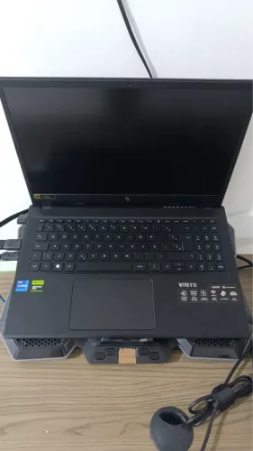 Acer Nitro V15 Gamer RTX 4060 + i7-13620H + 16GB