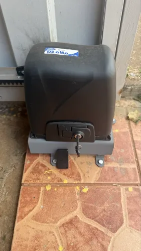 Vende-se motor eletrônico