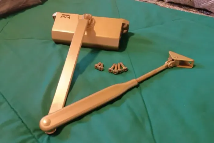 Mola Hidráulica Aérea Dorma MA 200 Dourada (Ouro) - Como Nova!