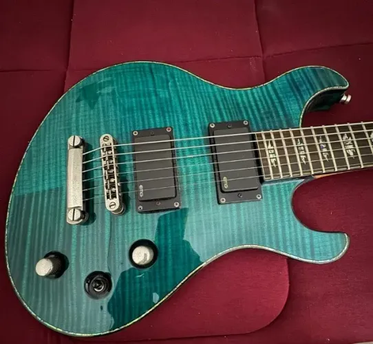 Guitarra Charvel Desolation DC-1 EMG 81-85