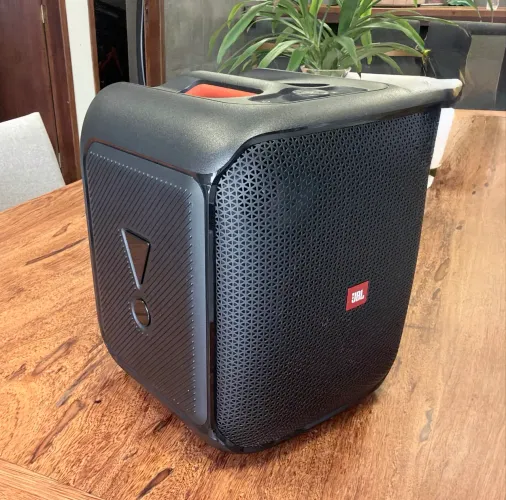 Vendo JBL PartyBox Encore Essencial