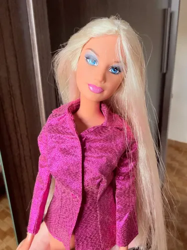Boneca Barbie fashion fever ultra hair