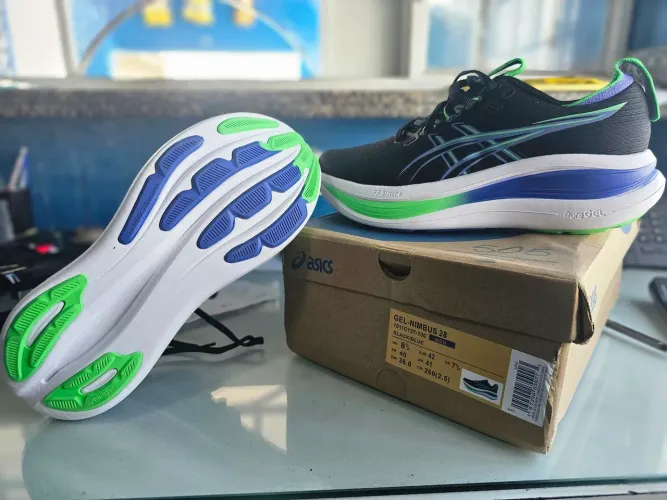 Tênis Asics Nimbus 28 novo