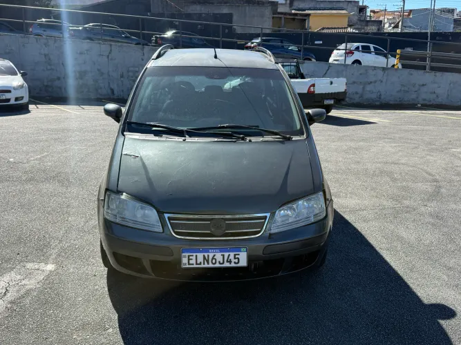 Fiat Idea ELX 1.4 MPI Fire Flex 8V 5P 2010