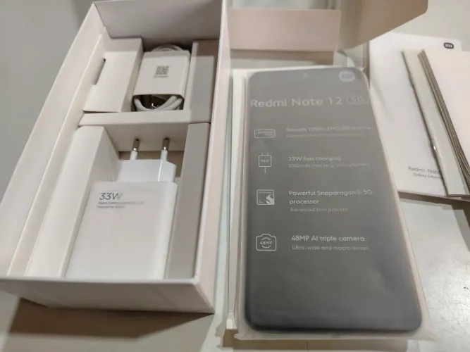 Redmi Note 12 - 5G - 8GB - RAM - 256GB ROM - Cor Onix Gray