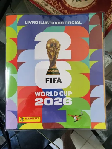 Álbum da Copa 2026 incompleto