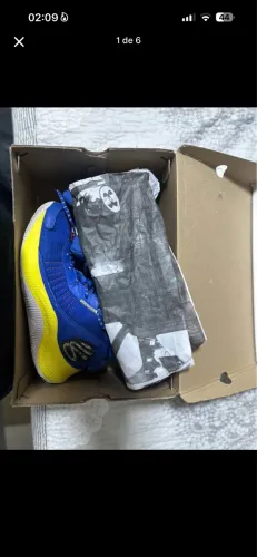 Tênis Curry 3Z7 TAM 40 Under Armour