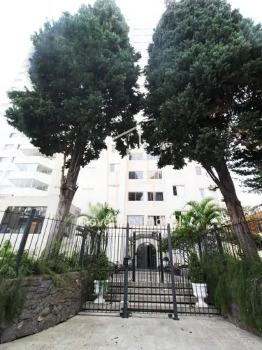 Apartamento em Moema