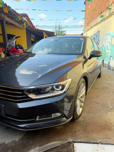 Volkswagen Passat Highline 2.0 TSI 220cv Tip. 2018