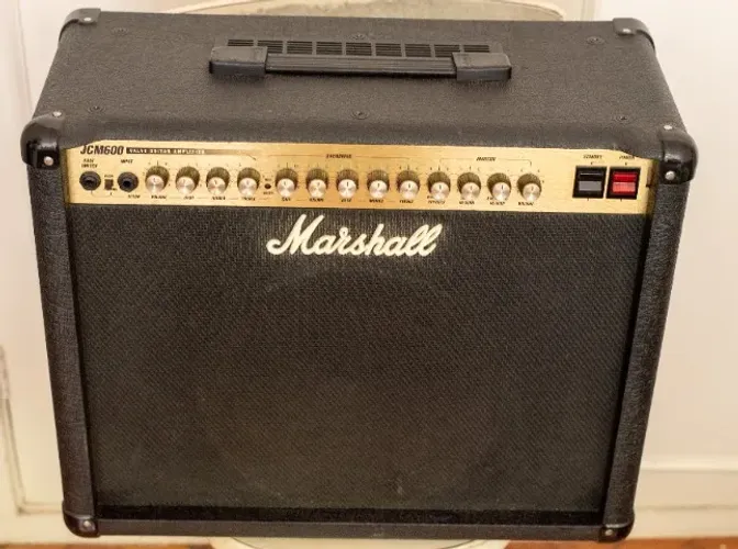 Amplificador Marshall JCM600