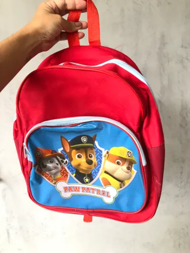 2 sandálias 31/32 + bolsa