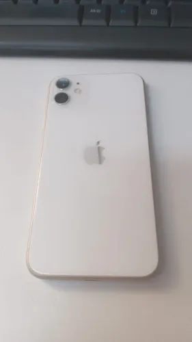 iPhone 11 64GB
