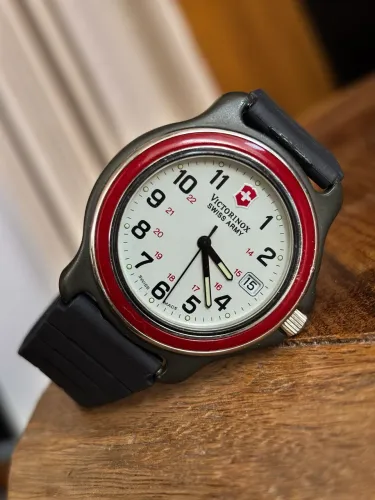Victorinox Swiss Army 24221 (Vintage 1990)
