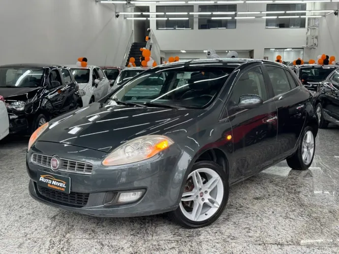Fiat Bravo Absolute 1.8 Flex 16V 5P 2011
