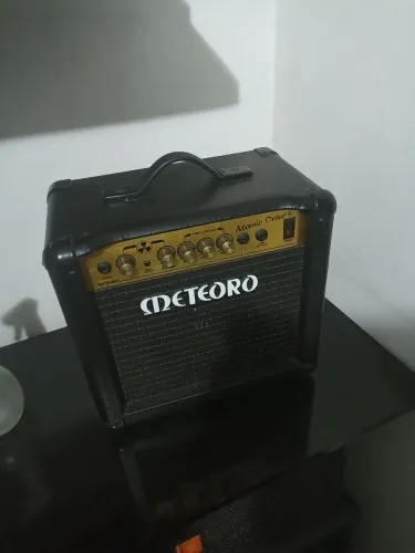 Amplificador meteoro 30 wats
