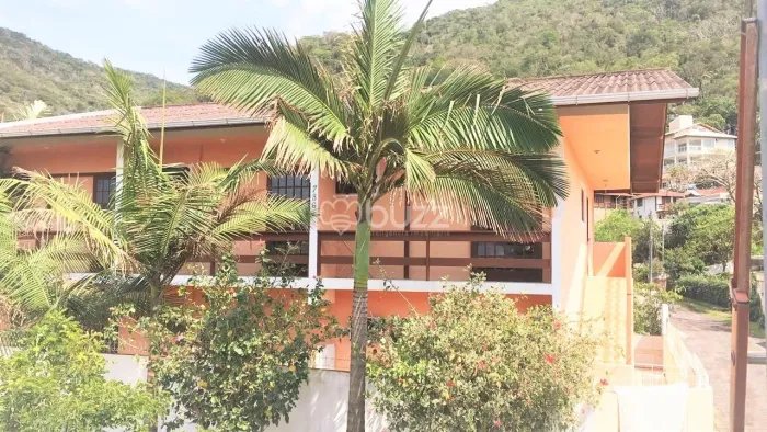 Pousada 10 quartos em Pântano do Sul, Florianópolis