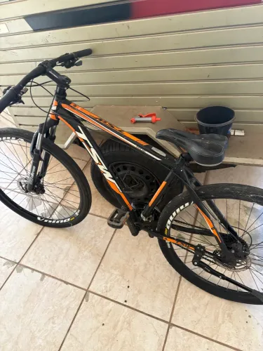 Bicicleta TSW Ride 29 (aro 29) preta e laranja 