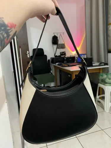 Bolsa Renner