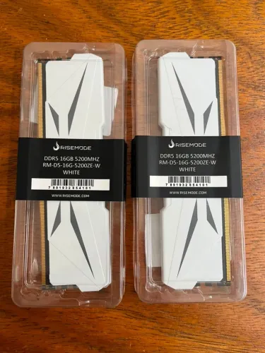 Memoria RAM RISEMODE ZEUS DDR5 32GB (2 X 16) - Branca