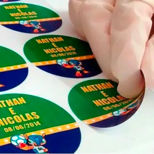 Adesivo recortado