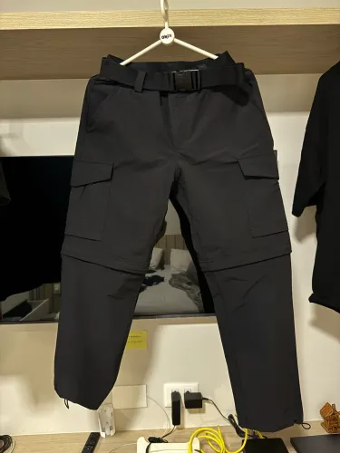 Calça/Short Trekking Preta - Tamanho 40