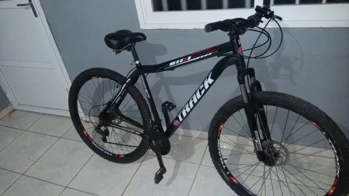 BICICLETA ARO 29 COMPLETA!! ACEITO PROPOSTAS E TROCA!