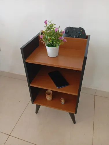 Mesinha de cabeceira