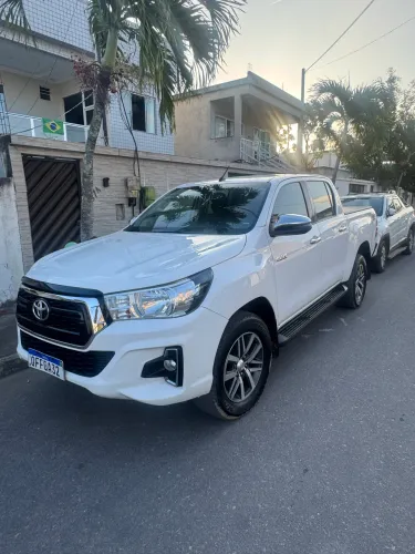 Toyota Hilux CD SRV 4X4 2.8 TDI Diesel Aut. 2020