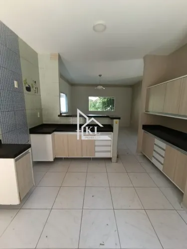 Casa Dúplex - 3 Quartos - Ventilada - 142M2 - Ótima Localização - Cidade Verde