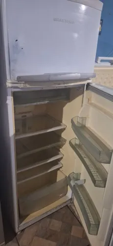 Geladeira usada 300 reais