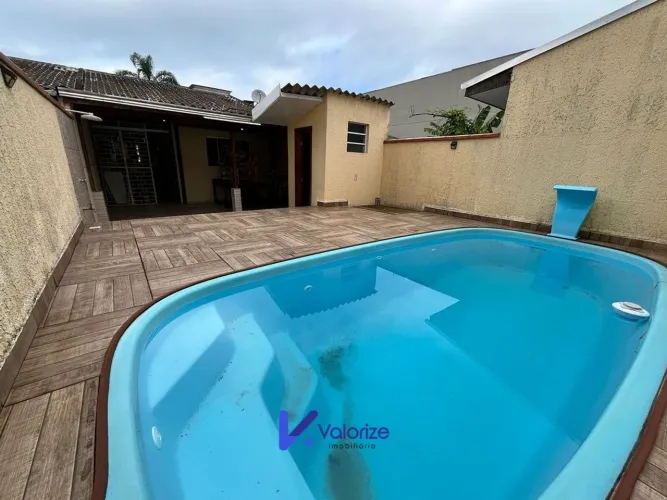 Casa com Piscina Santa Terezinha