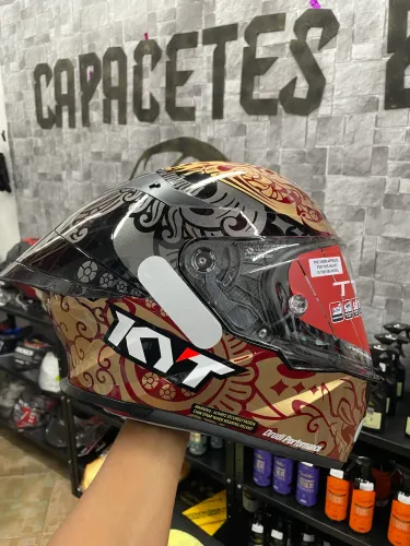 Capacetes Kyt tt Revo