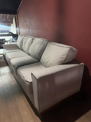 Sofá linho de 4 lugares (2,60 comp)