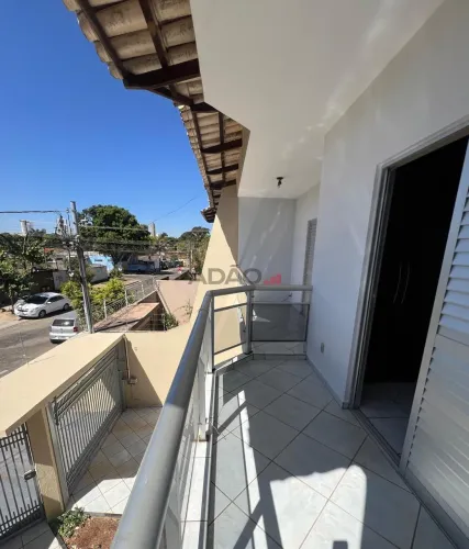 Excelente Sobrado Jardim América Valor de Oportunidade! Casa de Rua com 3 Quarto(s) e 3 ba