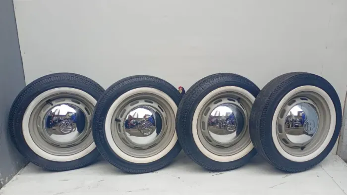 Rodas Fusca Aro 15 Calotas E Faixas Branca Furação 5x205