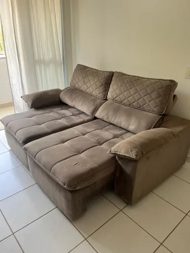 SOFÁ RECLINÁVEL E RETRÁTIL 
