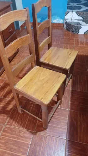 Móveis de madeira