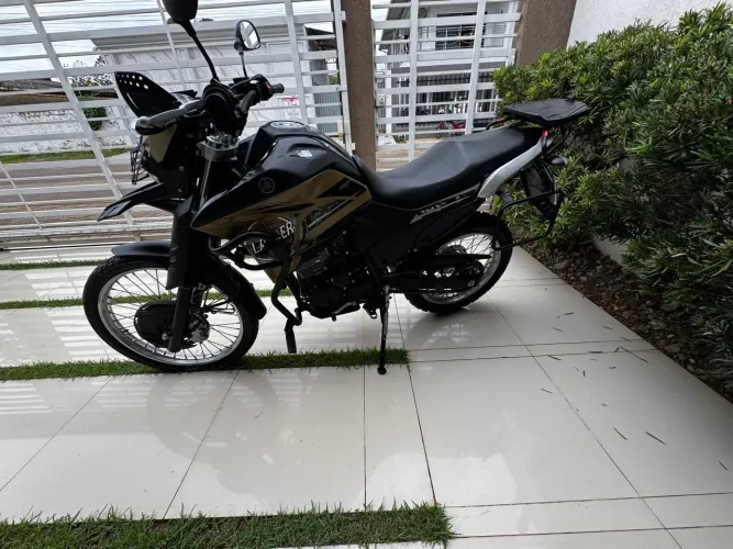 Vende-se Lander 