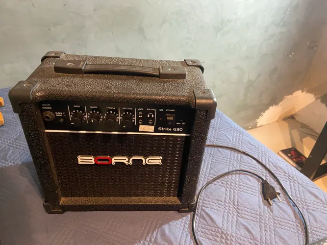 Amplificador borne