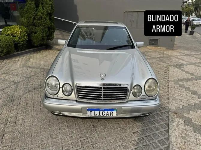 Mercedes-Benz E-320 3.2 Elegance 1999