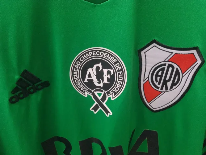 Camisa River Plate chapecoense Tam G nova
