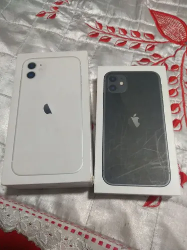 Caixas vazia do iPhone 11