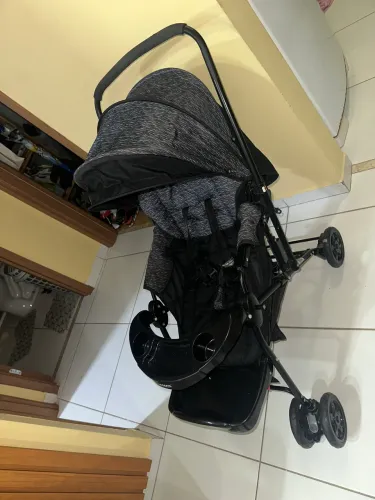 Carrinho ,bebê conforto e etc 