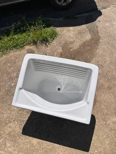 Tanque em Cerâmica