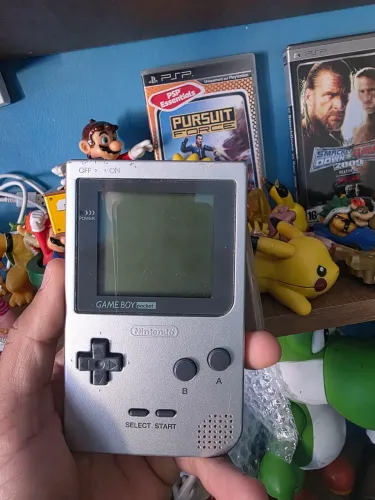 GAME BOY POCKET Reviva a nostalgia dos clássicos <br>Reviva a nostalgia dos clássicos com o